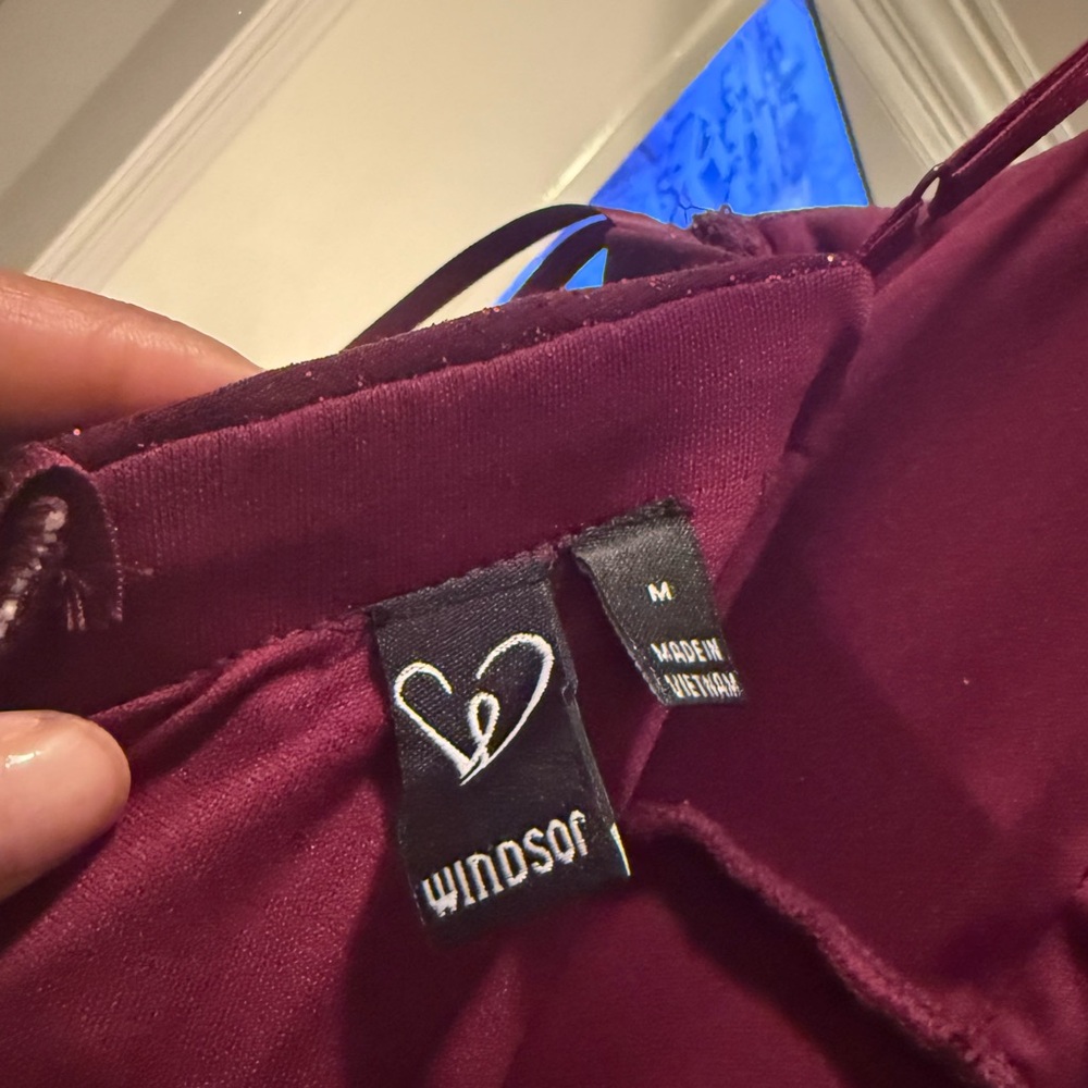 Windsor Burgundy Prom Maxi Dress - Picture 3 of 4